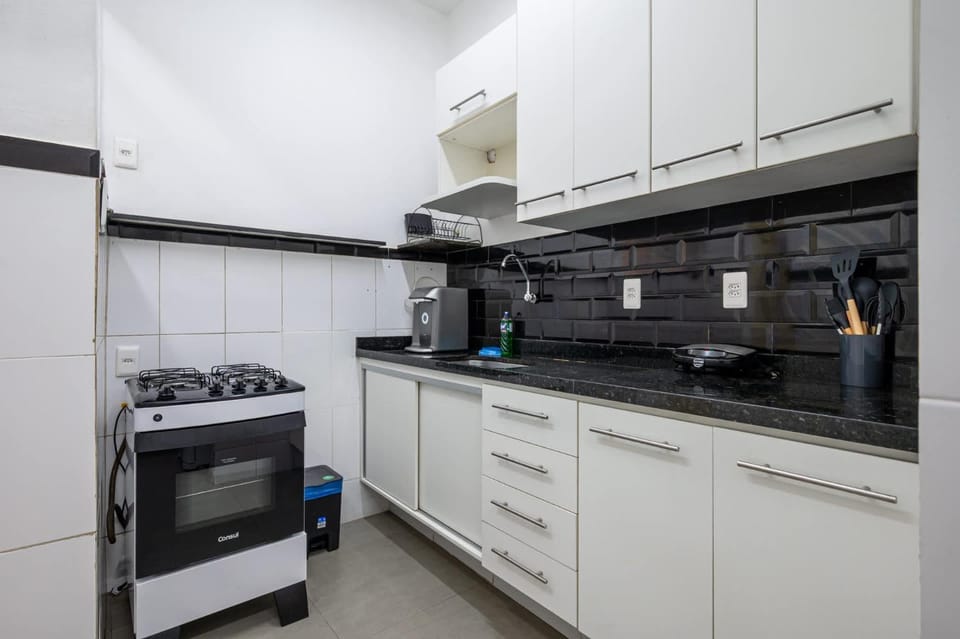 Copacabana Ipanema Air Conditioning Work Apartment in Rio de Janeiro