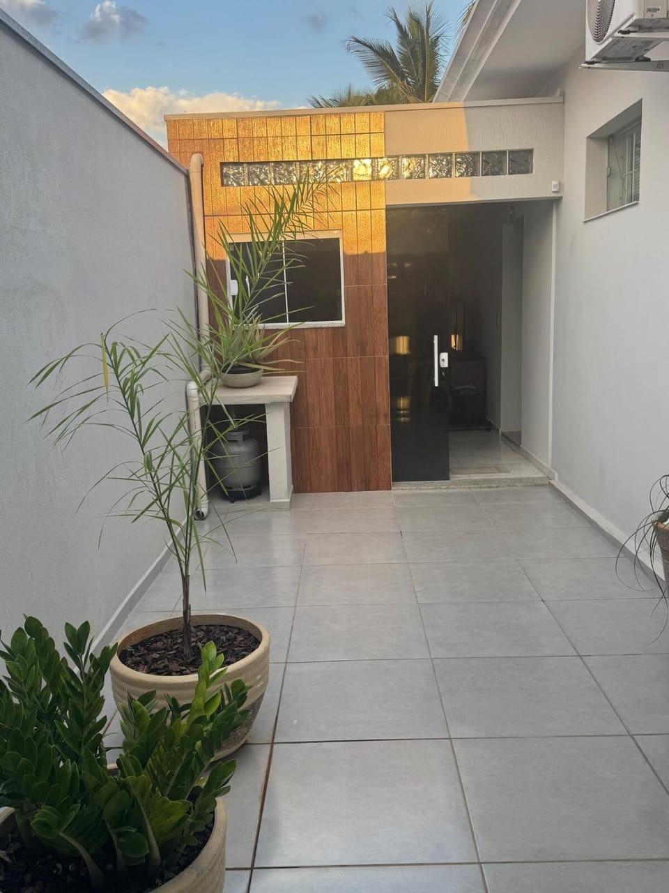 Casa no Centro da cidade com garagem coberta, suite e cama de casal House in State of São Paulo
