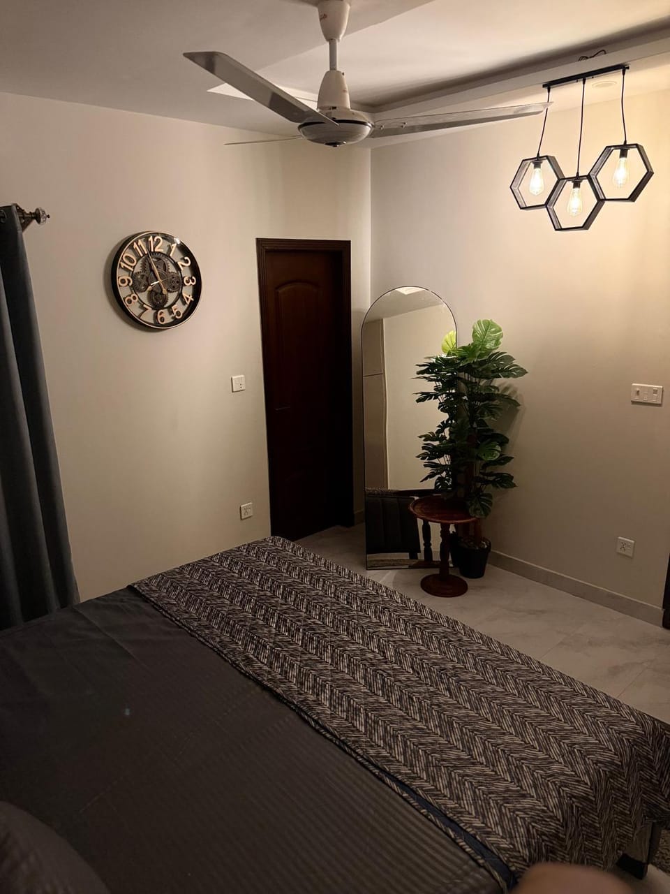 Royal Arc 1 bed family apartment with private balcony Apartment in Islamabad