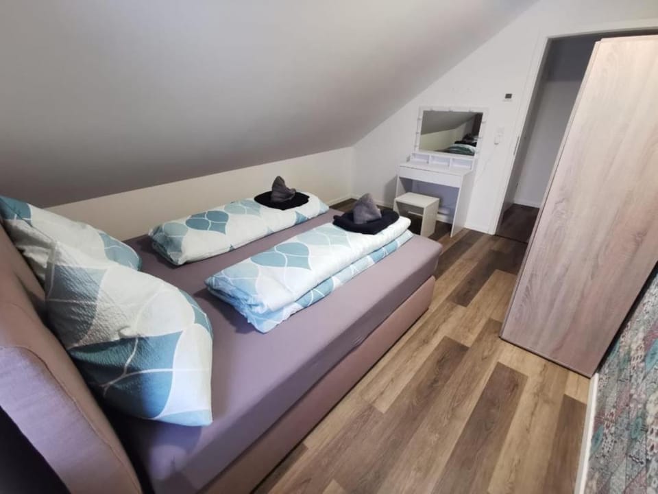 Modernes Wohnen DG Apartment in North Rhine-Westphalia