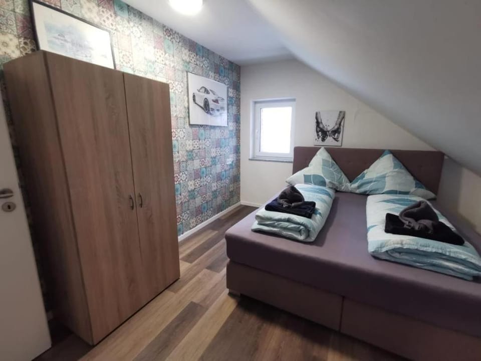 Modernes Wohnen DG Apartment in North Rhine-Westphalia