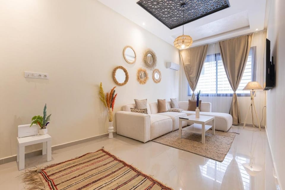 Bright & Trendy APPT Downtown Rabat- by MERAT HOME Apartment in Rabat