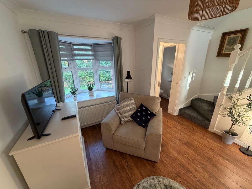 Canal Cottage - By Sigma Stays House in Northwich