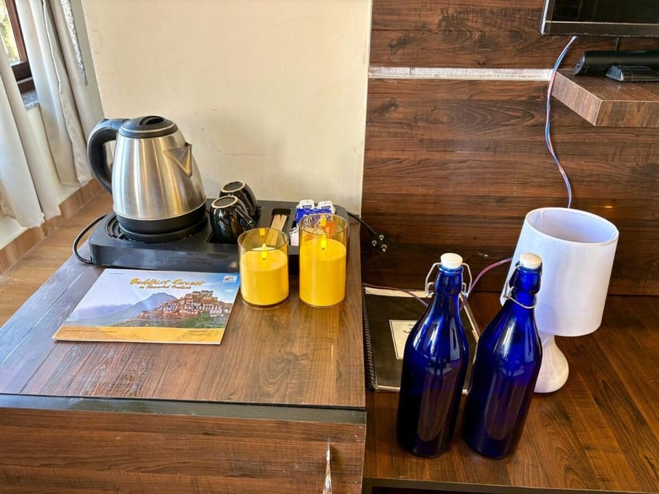 Mountain View Rooms Apartment in Himachal Pradesh