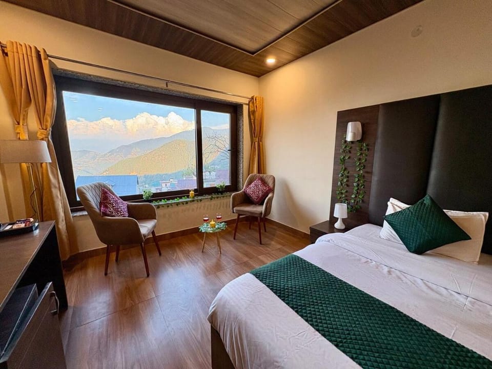 Mountain View Rooms Apartment in Himachal Pradesh