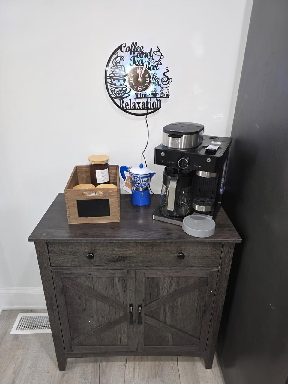 Coffee/tea facilities