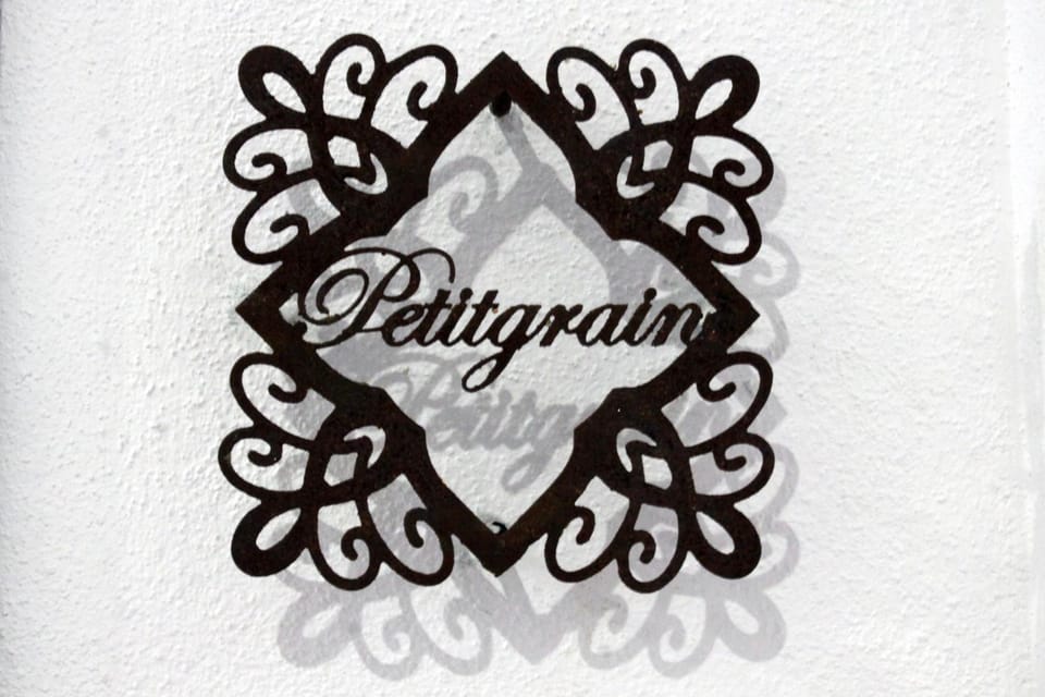 Logo/Certificate/Sign