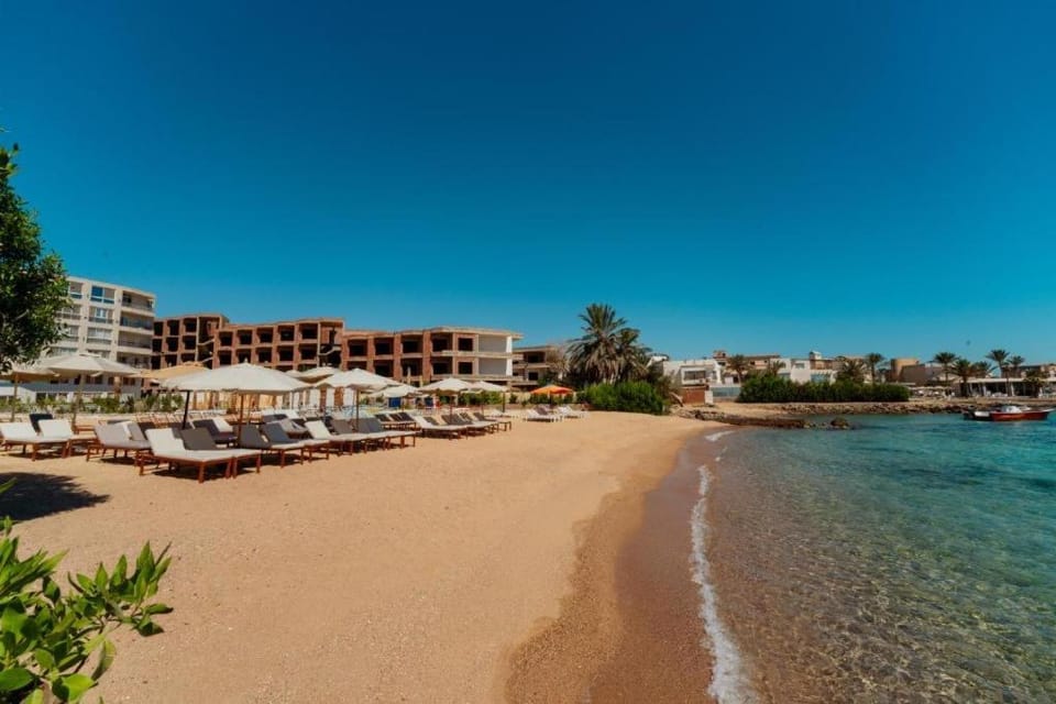 Day, Natural landscape, Beach, Sea view, sunbed