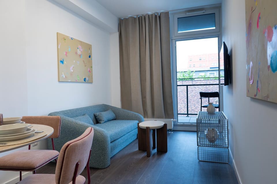 TV and multimedia, Living room, Seating area