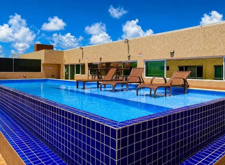 Pool view, Swimming pool, sunbed