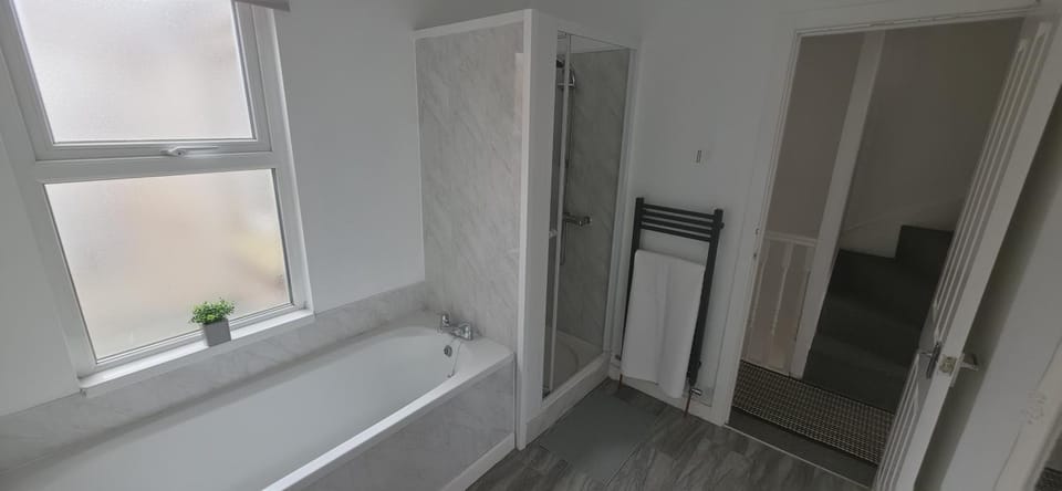 Shower, Bathroom, Bath