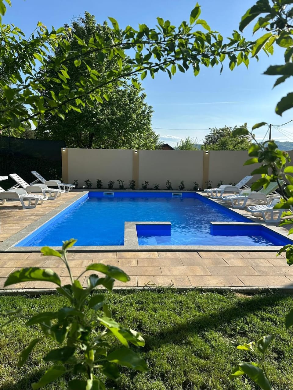 Day, Garden, Garden view, Pool view, Swimming pool, sunbed