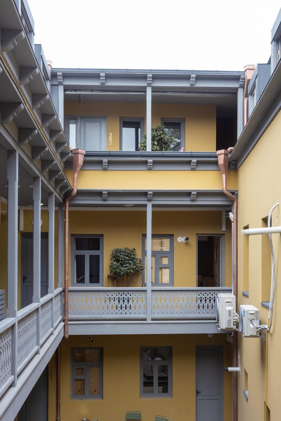 Comfort Room with Private Bathroom & Shared Kitchen Vacation rental in Tbilisi, Georgia