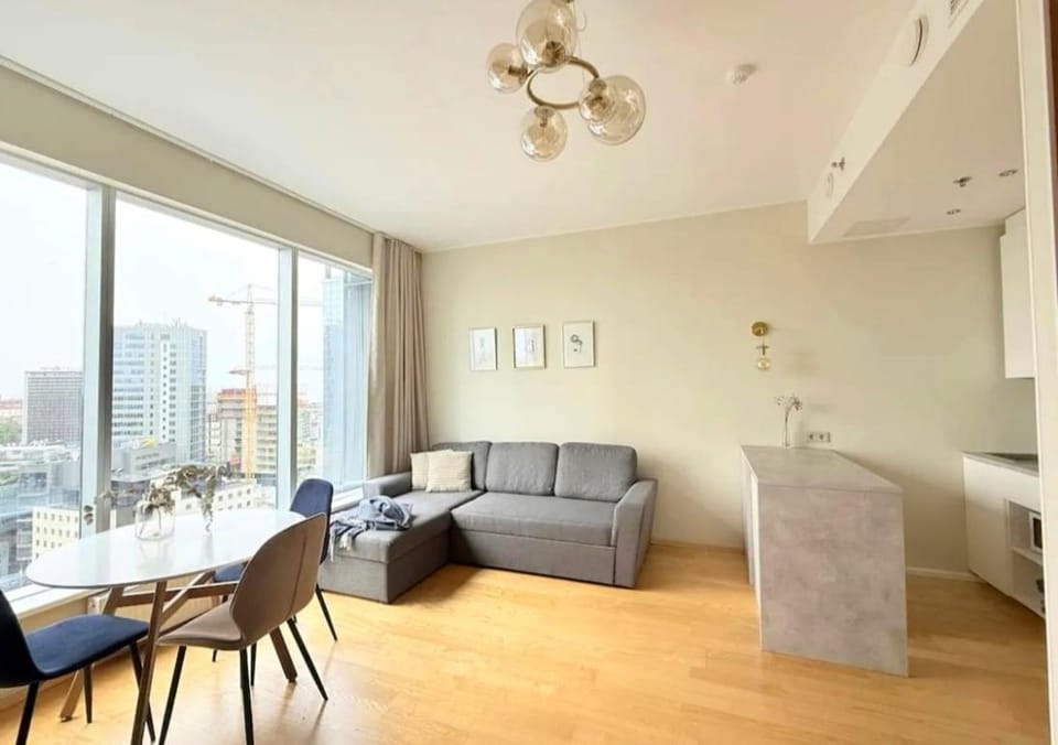Modern High-Rise Studio in Central Tallinn Apartment in Tallinn
