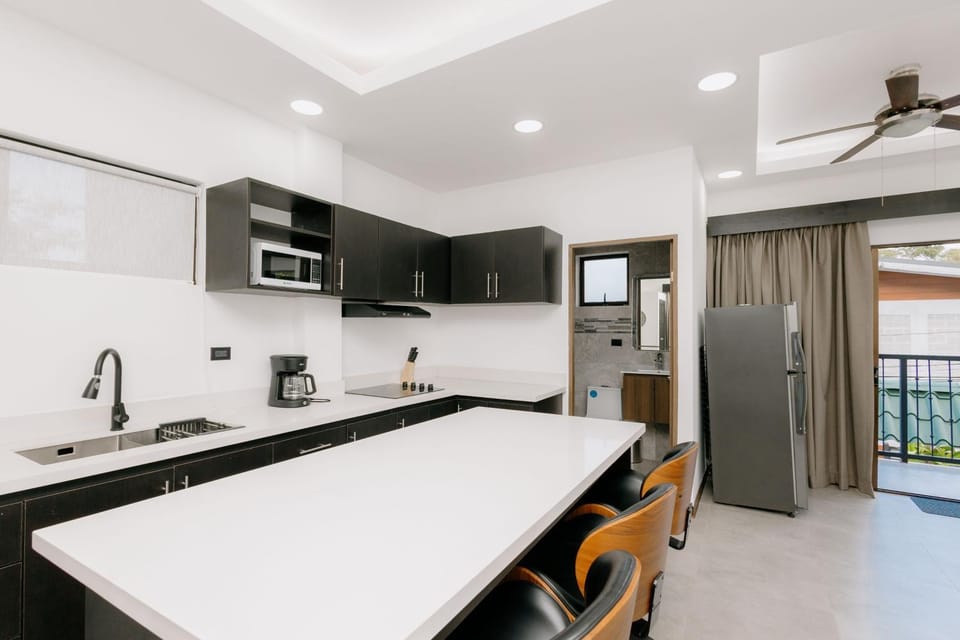 Sunshine Apartments Jaco Hostel in Puntarenas Province