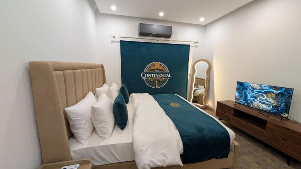 The Continental Pakistan - Gulberg Guest House Bed and Breakfast in Lahore