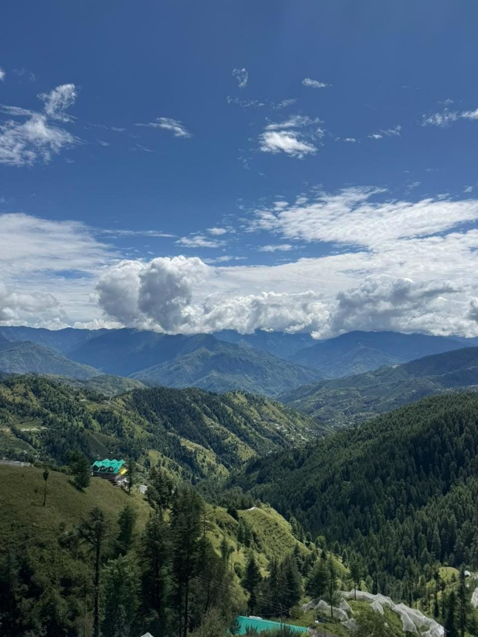 Safarnama Cafe & Stay Hotel in Himachal Pradesh
