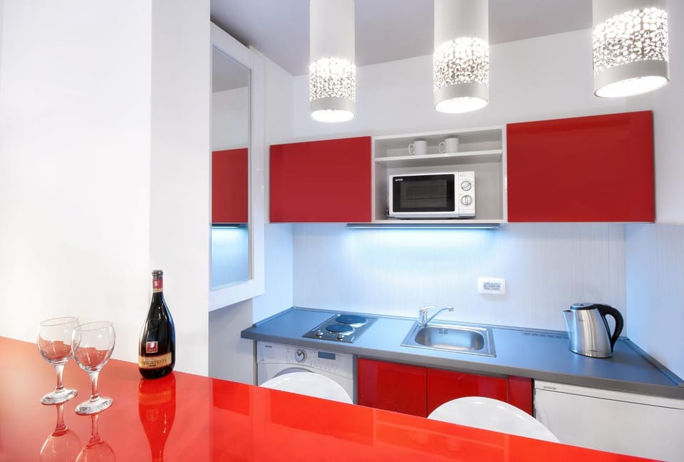 Kitchen or kitchenette