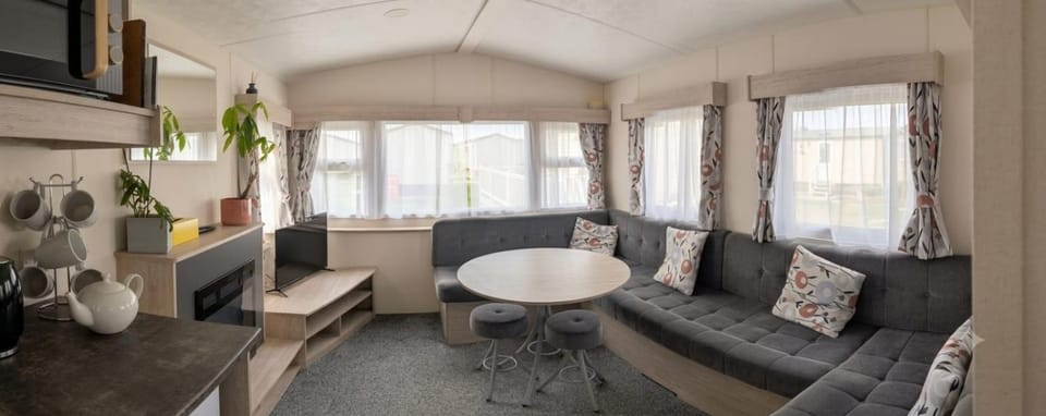 Rose Retreat Campground/ 
RV Resort in Selsey