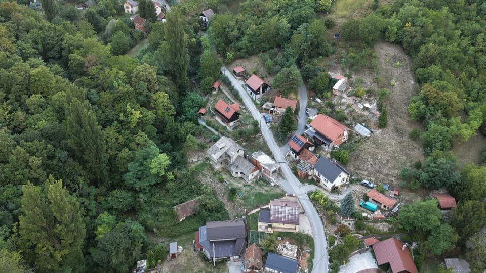 Property building, Neighbourhood, Natural landscape, Bird's eye view