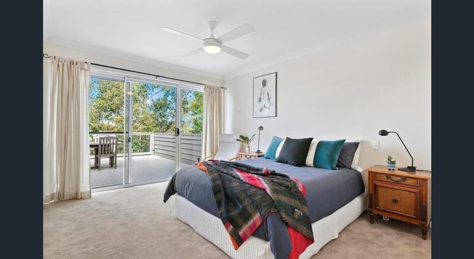 Crescent View House in Central Coast