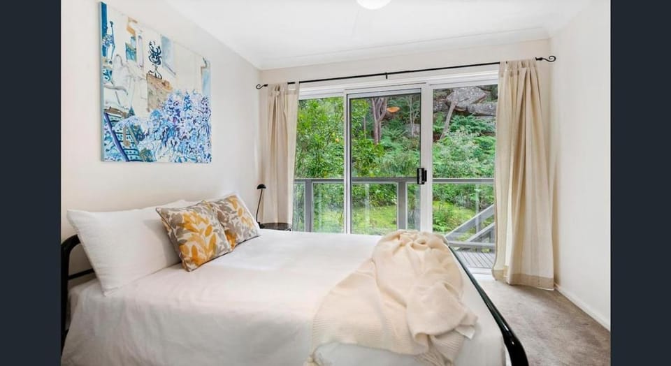 Crescent View House in Central Coast