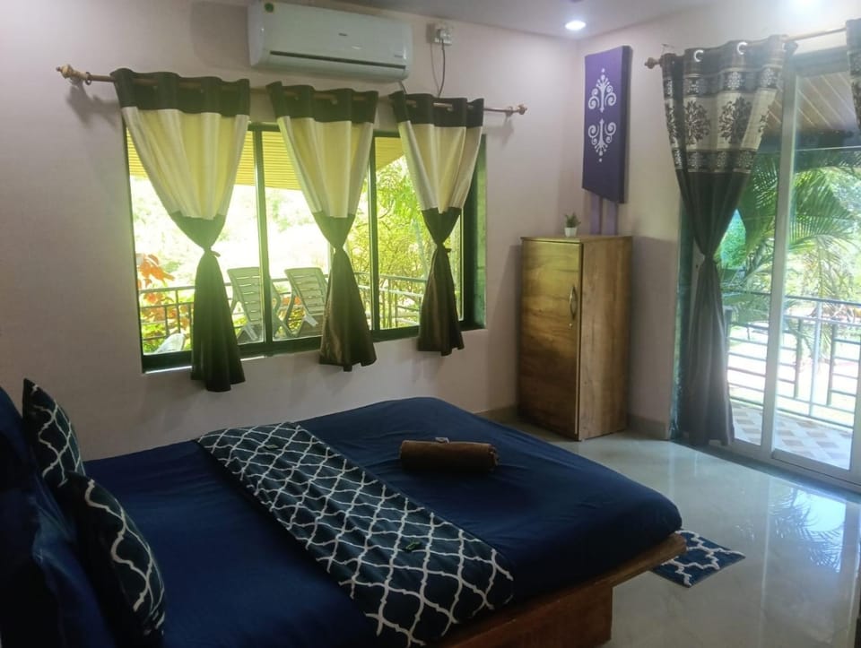 The Bay By The Valley 2BHK Private Pool Villa Villa in Mahabaleshwar