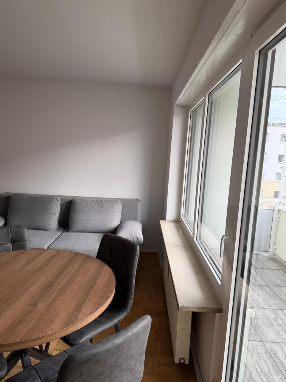 Spacious Apartment with Balcony Apartment in Landshut