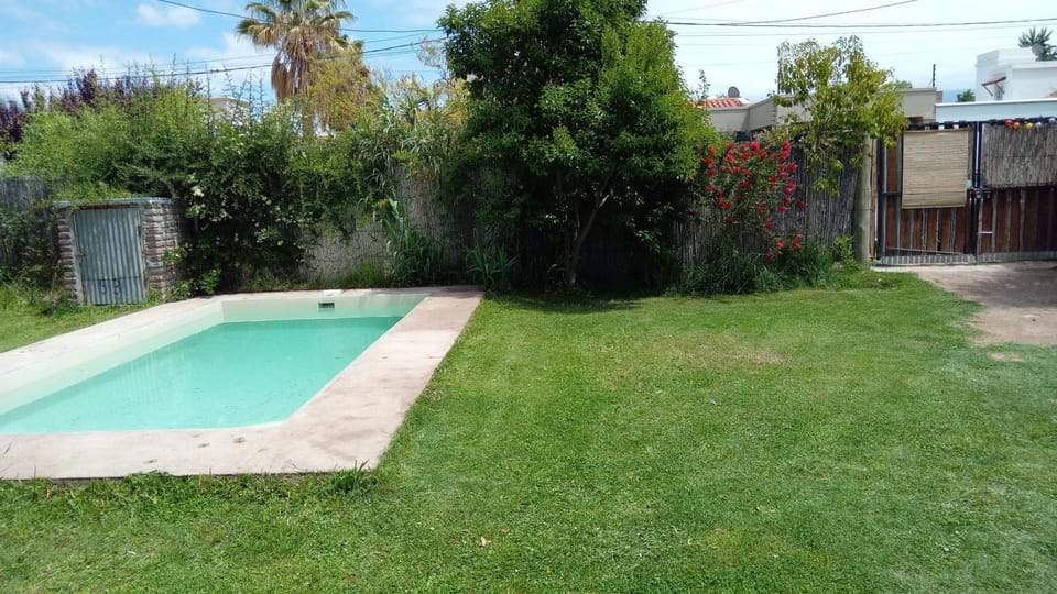 Tres Olivos House in Luján de Cuyo