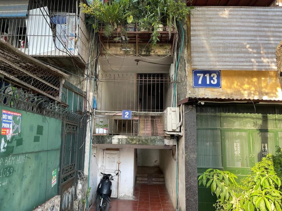 Bright 2BR Home, 5 min to Hoan Kiem Lake Apartment in Hanoi