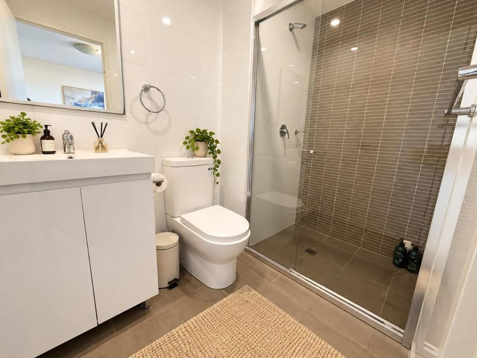 Convenient location high-rise luxury apartment Balcony with river view Free parking Air conditioning Apartment in Parramatta