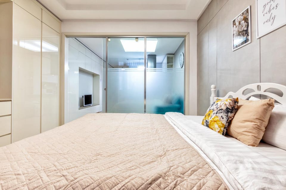 WhiteHome in Highvill Apartment in Kazakhstan