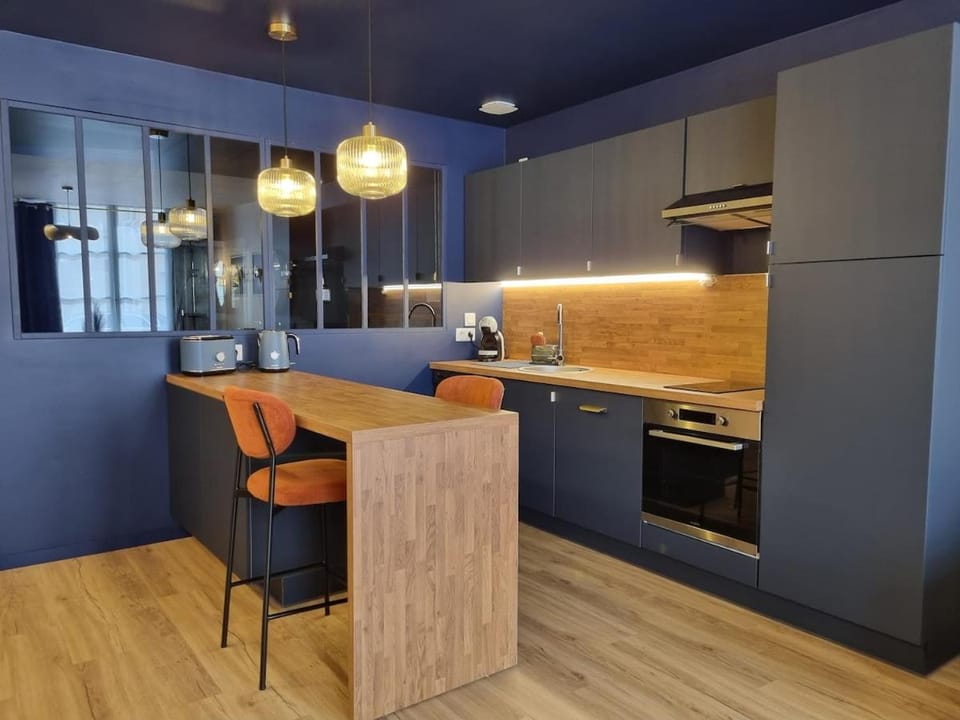 Arletta Suite - Charm, Hot Tub & King Bed Apartment in Villeneuve-sur-Lot