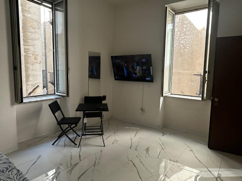 Napoli Centro Storico Apartment in Naples