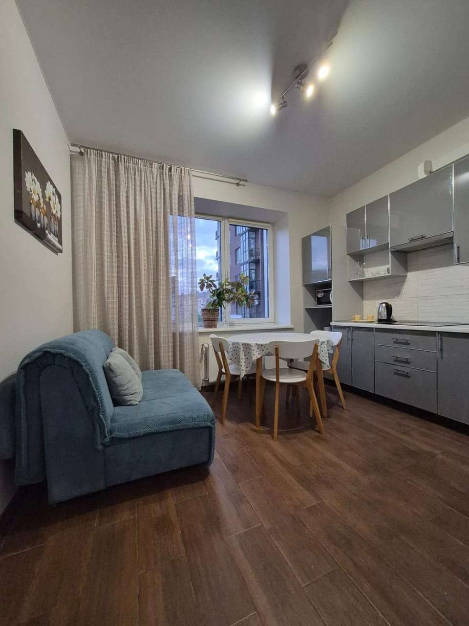 ЖК ТЕАТРАЛЬНИЙ в центрі міста Apartment in Ukraine