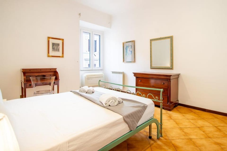 Termini Suite - 7 minutes from Roma Termini Apartment in Rome