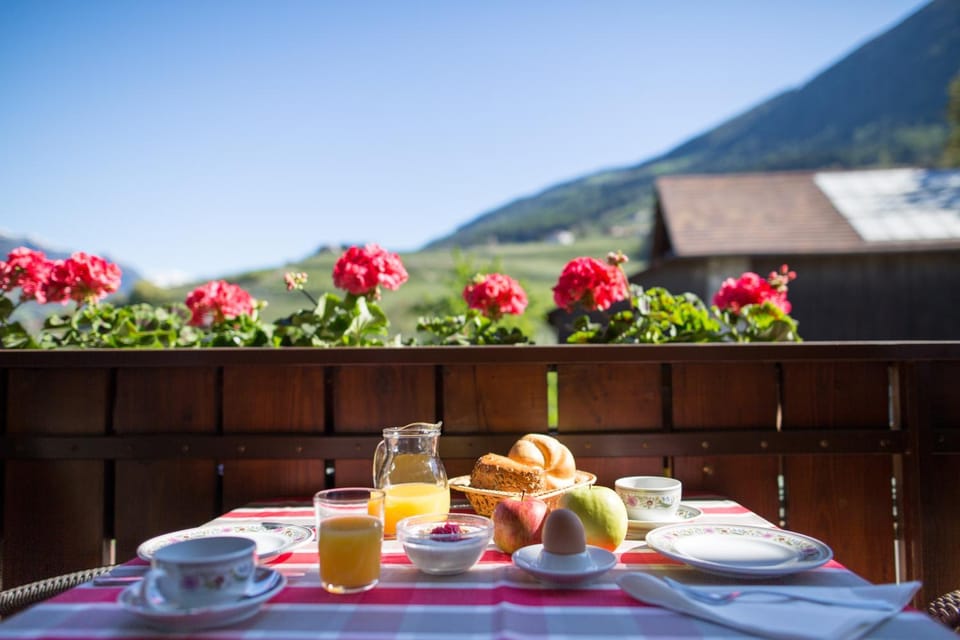 Balcony/Terrace, Continental breakfast