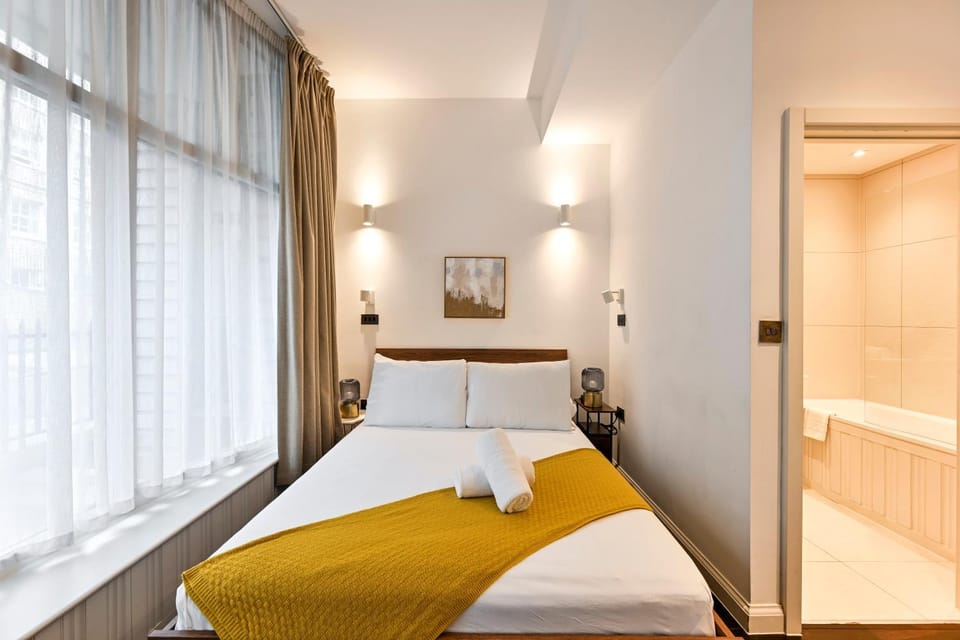 Stylish Modern Apartment with Terrace Apartment in London Borough of Islington