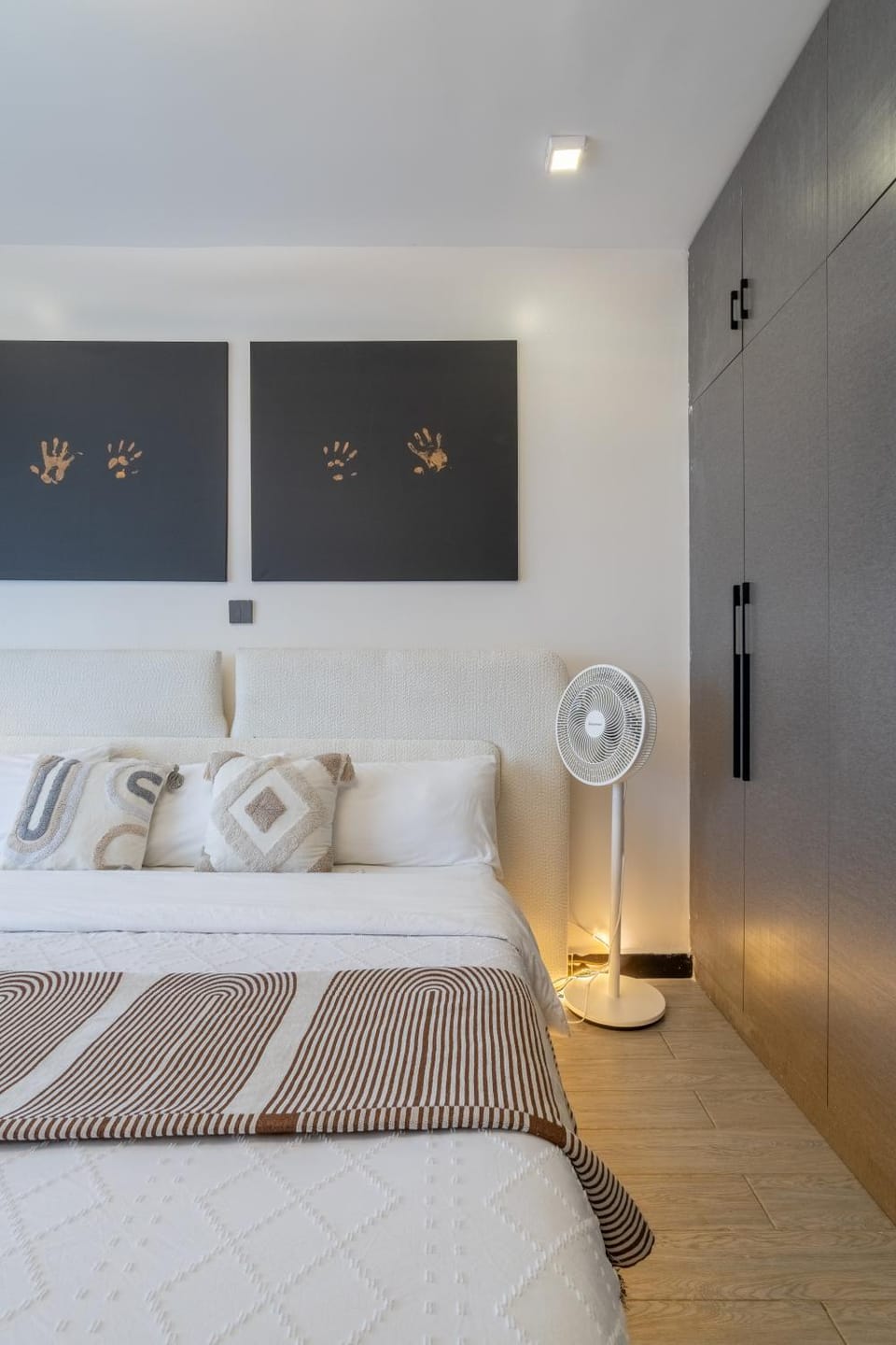Aurora Spaces - Neptune suite Bed and Breakfast in Nairobi County