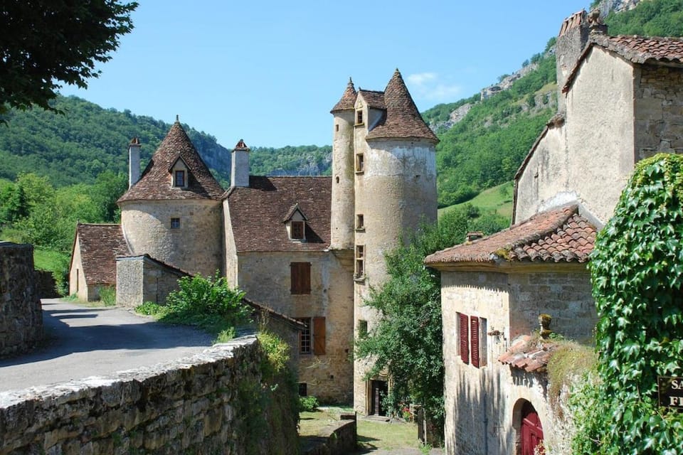 Manoir d'Autoire Chateau View room Bed and Breakfast in Occitanie
