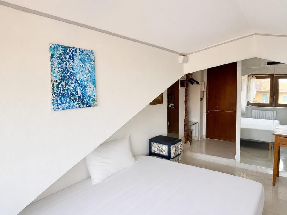 Beautiful room in the heart of Turin Apartment in Turin