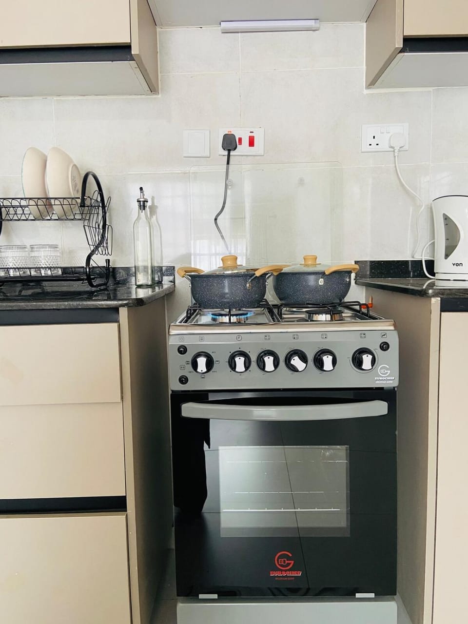 The Malowe, Chic One bedroom near JKIA Apartment in Nairobi