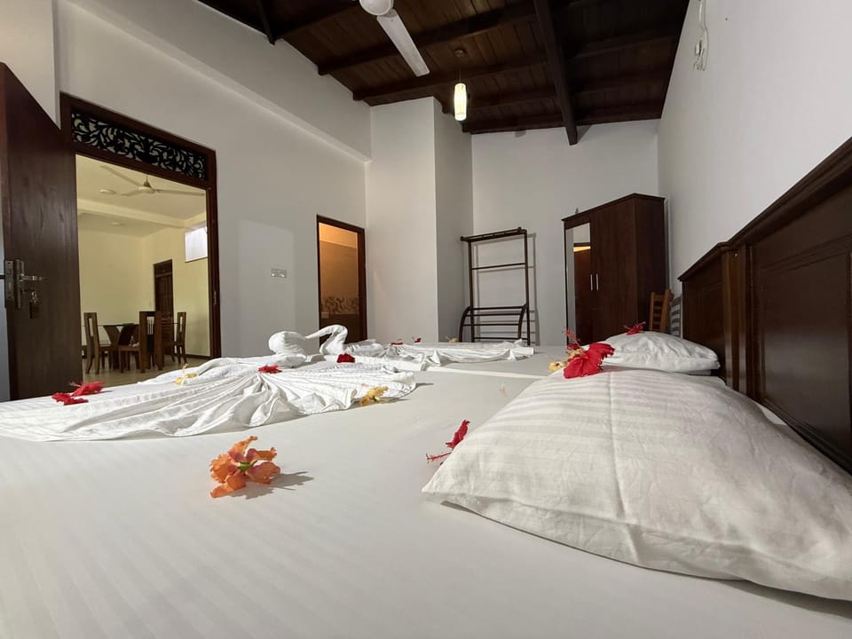 Villa SHINY Villa in Hikkaduwa