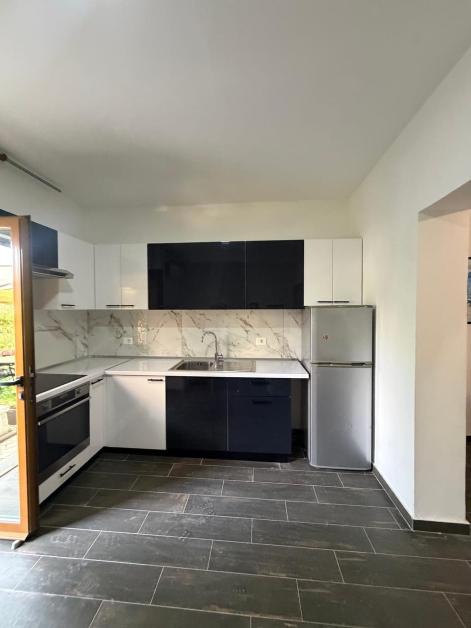 Spacious House with Garden, Terrace and Parking House in Vlorë County, Albania