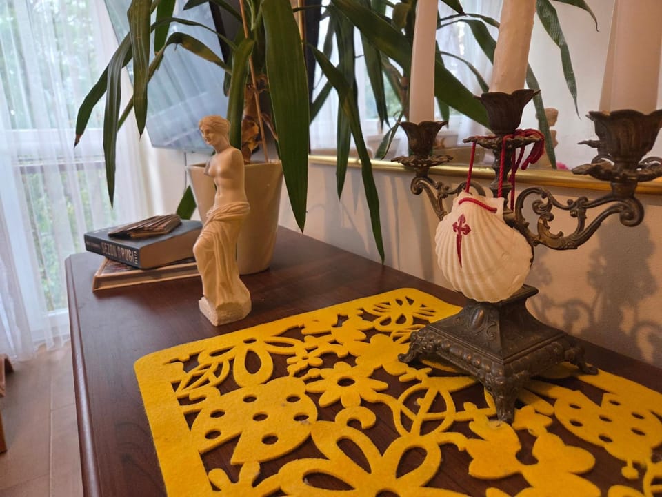 Living room, Decorative detail