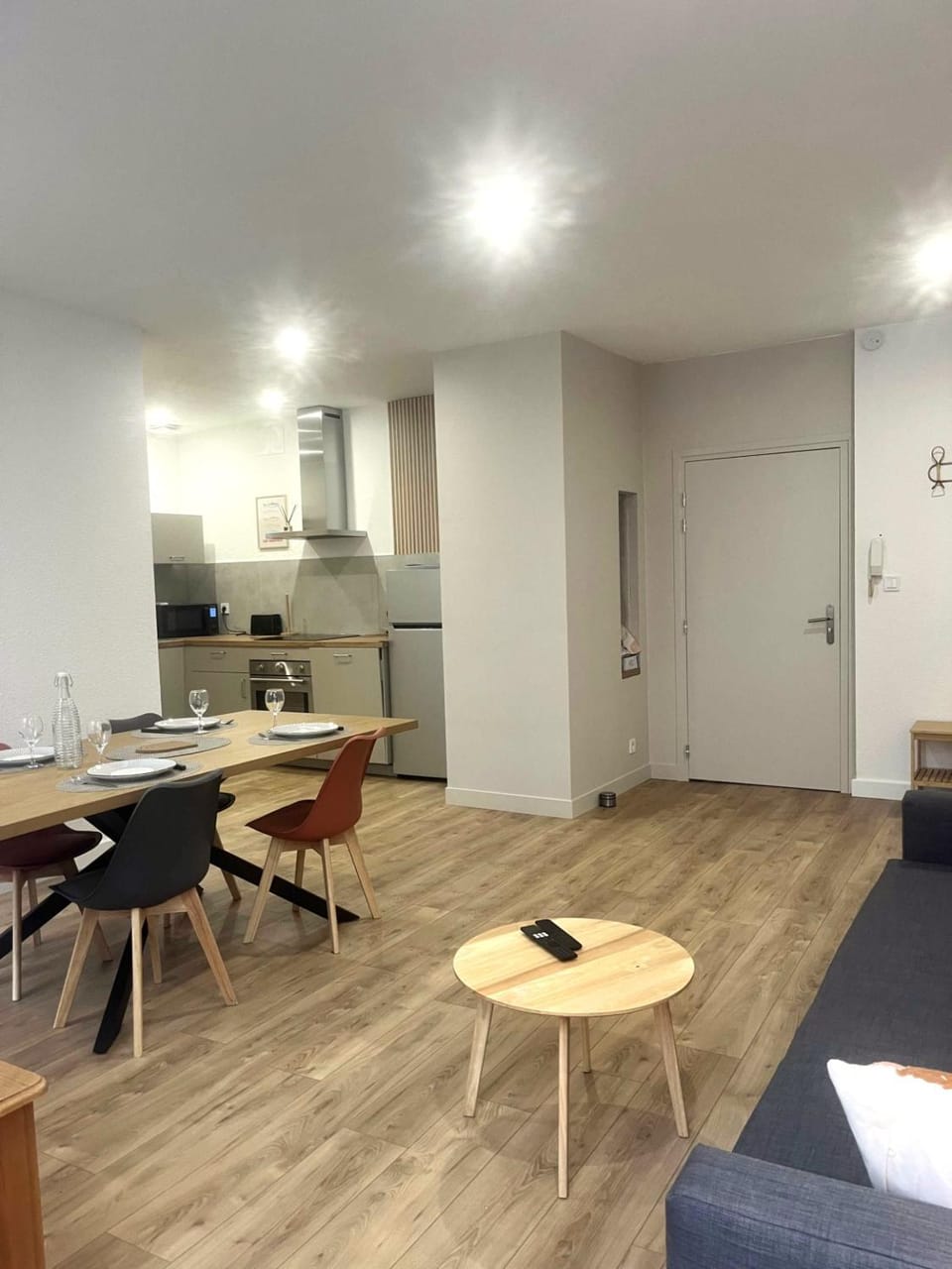 Living room, Dining area
