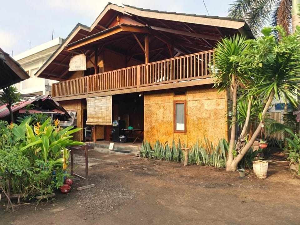 Property building, Garden view