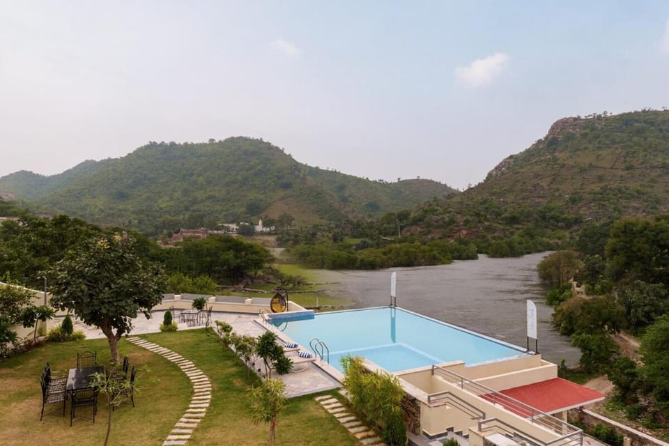 Brij Bagh Private 5BHK with Floating Bed&Hill View Villa in Rajasthan