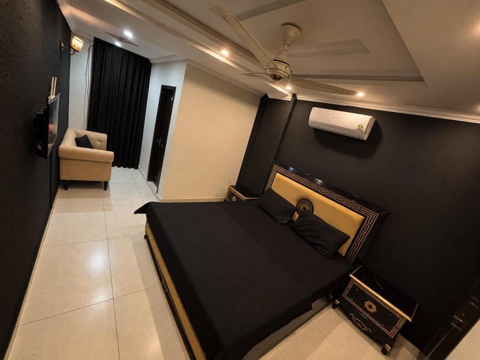 Noir Grand 2BHK Apartment Main Commercial Bahria Town Apartment in Lahore