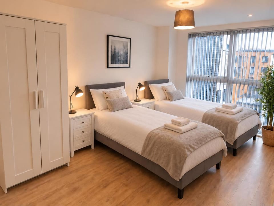 Modern 2-Bed Apartment in the City Centre with Secure Parking ideal for Contractors, Business Travellers, Families Apartment in Birmingham